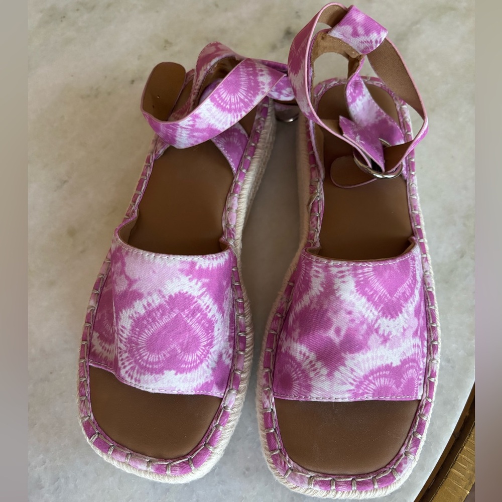 ASOS design tie dye platform sandals - Picture 2 of 5